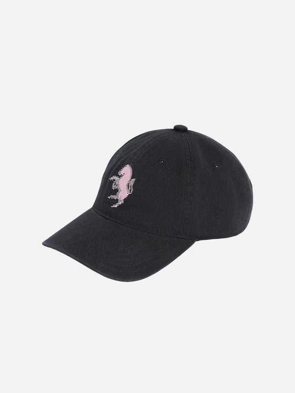 ADIDAS ORIGINALS Juventus Dad Cap – siyah, önden görünüm, pembe logo detay