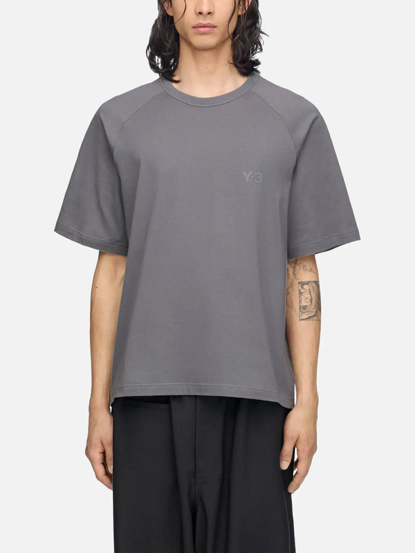 Y-3 Boxy SS Tee – Grey Five, önden görünüm, sade tasarım