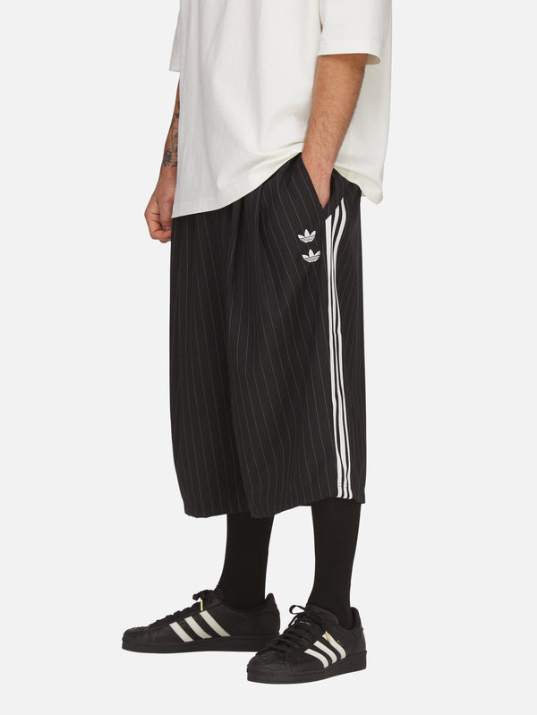 ADIDAS ORIGINALS, Willy Chavarria x adidas Pinst Short - Black, ŞORT, shopi go'da!