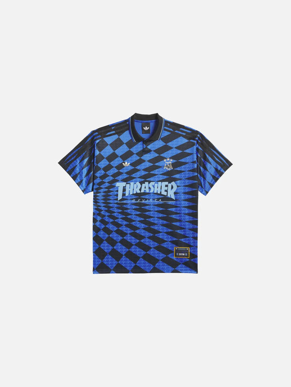 ADIDAS ORIGINALS Thrasher x AFA Argentina Jersey - Black/Blue – ön görünüm, Thrasher yazısı ve AFA arması