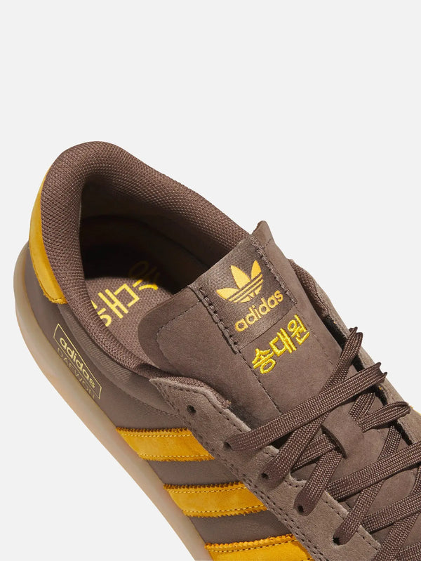 ADIDAS ORIGINALS Glenburn x Daewon Song Earth Strata – kahverengi, üstten görünüm