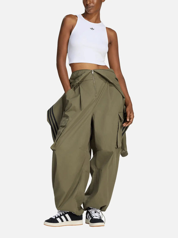 ADIDAS ORIGINALS Loose Jumpsuit – olive strata, önden görünüm