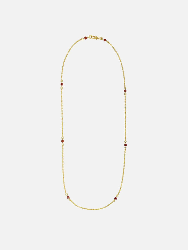 JIN Luma Necklace – altın, kırmızı boncuklu zincir, ön görünüm
