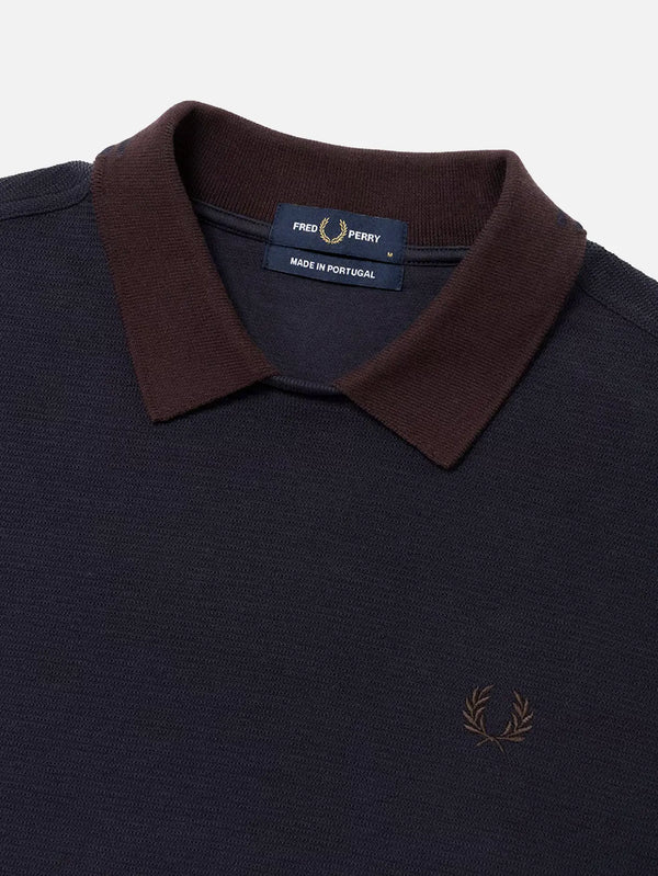 FRED PERRY Jacquard Pullover Polo Shirt - Navy – yakın çekim, yaka detayı ve gövde laurel logosu