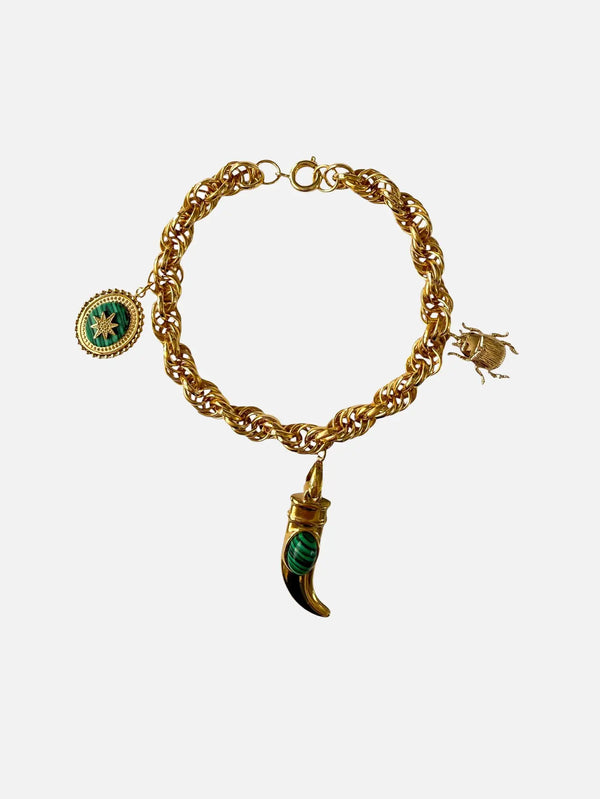 NES VINTAGE Vintage 1980s Designer House Chain Bracelet with Malachite Horn, Star Medallion & Scarab Charms – malachite green, önden görünüm
