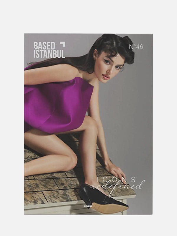 BASED ISTANBUL Issue No46 Hande Erçel - 2 – mor, önden görünüm
