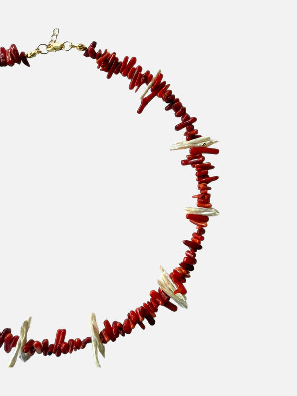 L'ATELIER DES PERLES, Papillon Doğal Çubuk İncili ve Mercan Taşlı Kolye, KOLYE, shopi go'da!