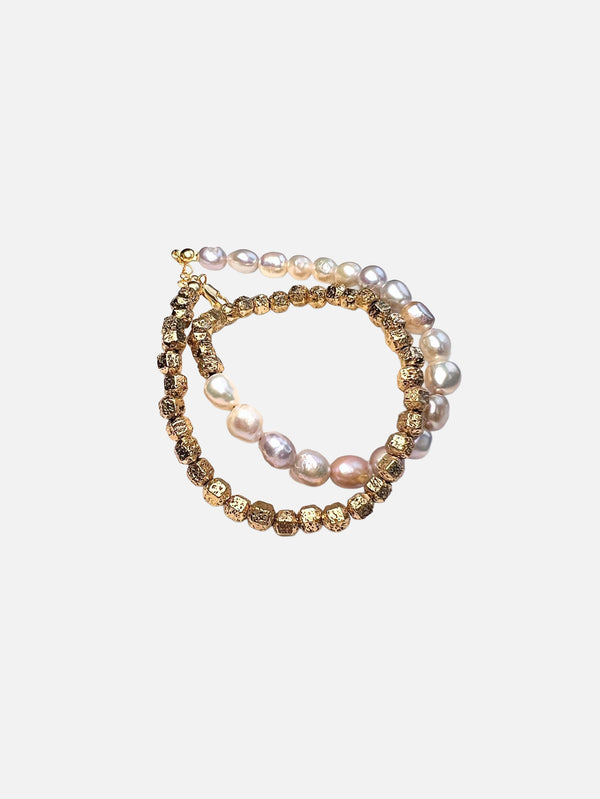 L'ATELIER DES PERLES, PerleTrois Doğal Lav Taşlı Barok İncili Kolye, KOLYE, shopi go'da!