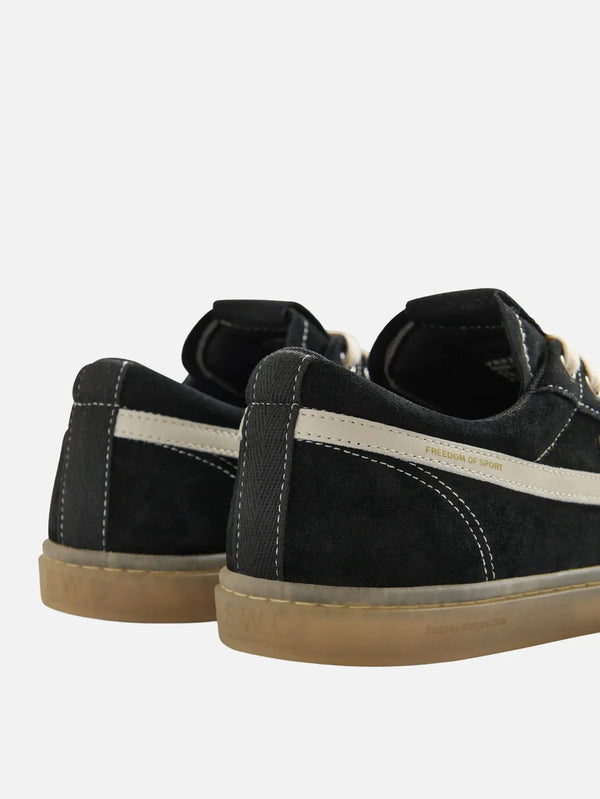 STEPNEY WORKERS CLUB Surma S-Strike Suede 