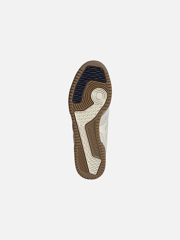 ADIDAS CONSORTIUM - SNEAKER - Consortium Fechten Indoor curated by END. 