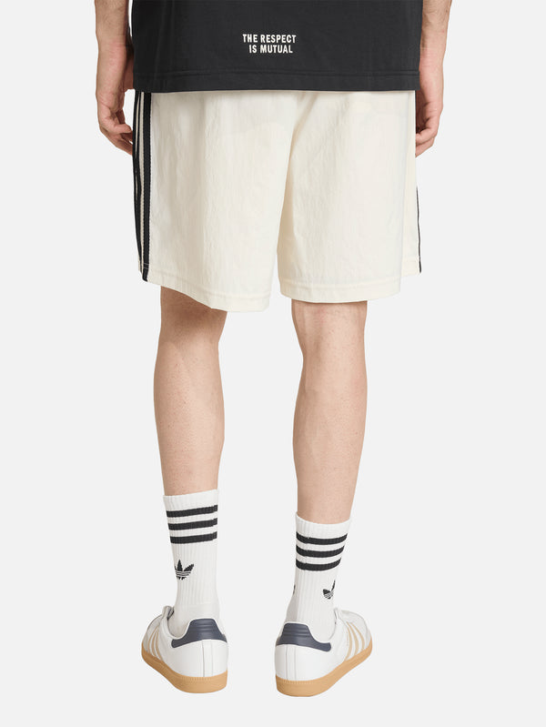 ADIDAS CONSORTIUM - ŞORT - Consortium Shorts - Chalk White - shopi go'da!.