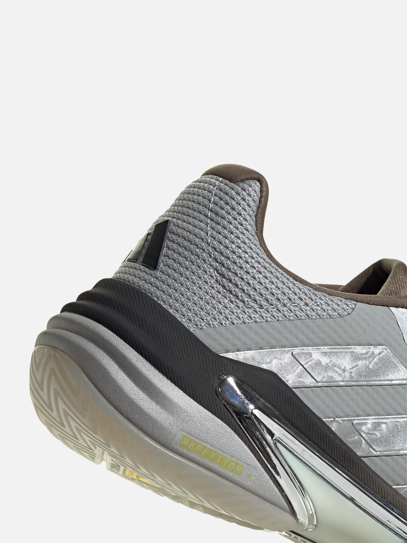 ADIDAS ORIGINALS Brain Dead x adidas Barricade 13 ADIDAS ORIGINALS Brain Dead x adidas Barricade 13