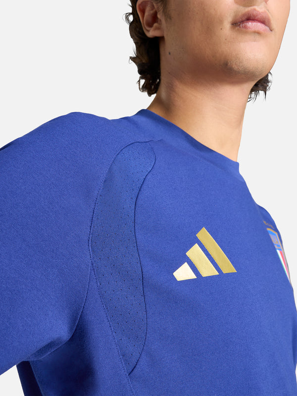 ADIDAS ORIGINALS - T-SHIRT - Italy Tiro Travel Tee - Victory Blue - shopi go'da!.