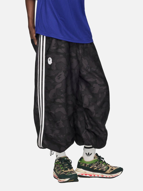 ADIDAS ORIGINALS, BAPE x adidas Jacquard Pants - Black, PANTOLON, shopi go'da!