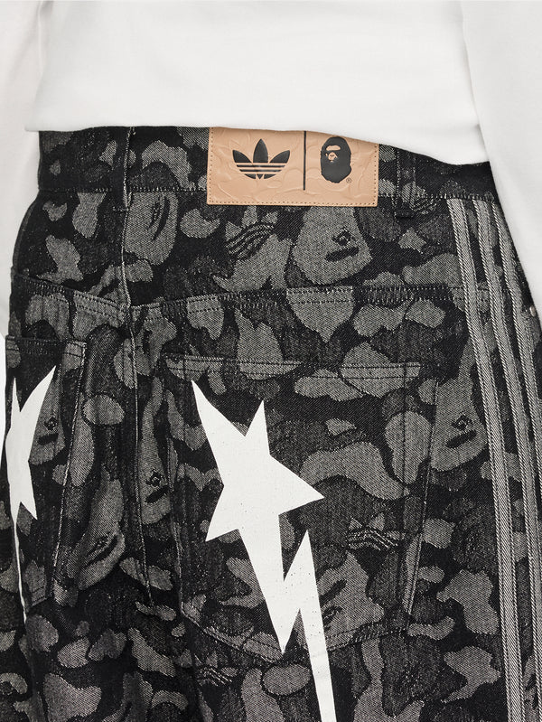 ADIDAS ORIGINALS, BAPE x adidas Shark Denim Jorts - Black, ŞORT, shopi go'da!