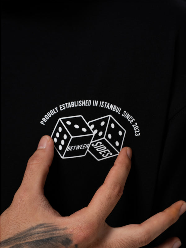 BETWEEN SIDES - T-SHIRT - GT-Dices T-Shirt - Black - shopi go'da!.