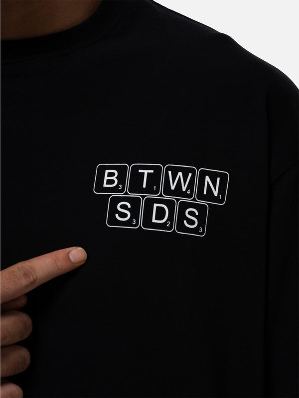 BETWEEN SIDES - T-SHIRT - GT-Words T-Shirt - Black - shopi go'da!.