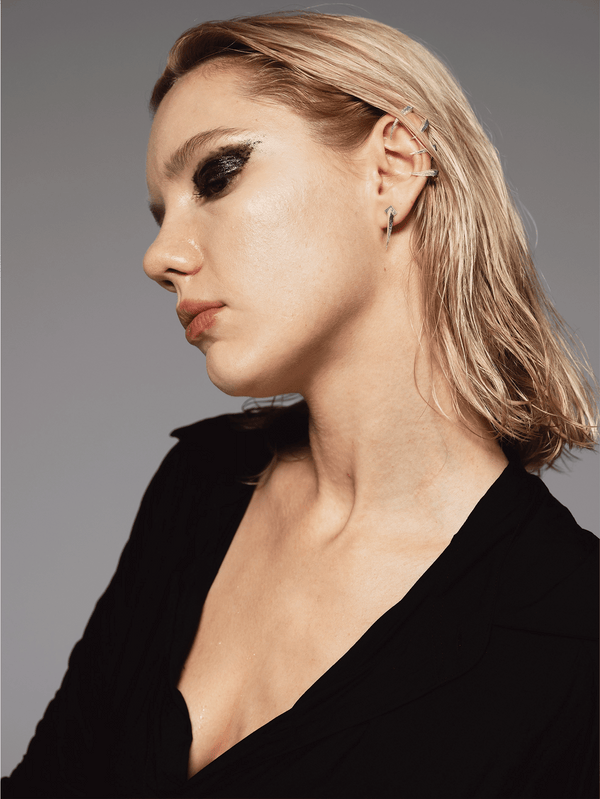 CLOSURE - KÜPE - Vortex 925 Carat Earcuff - Silver - shopi go'da!.