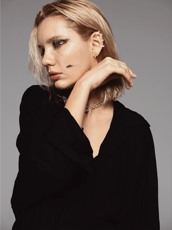 CLOSURE - KÜPE - Vortex 925 Carat Earcuff - Silver - shopi go'da!.