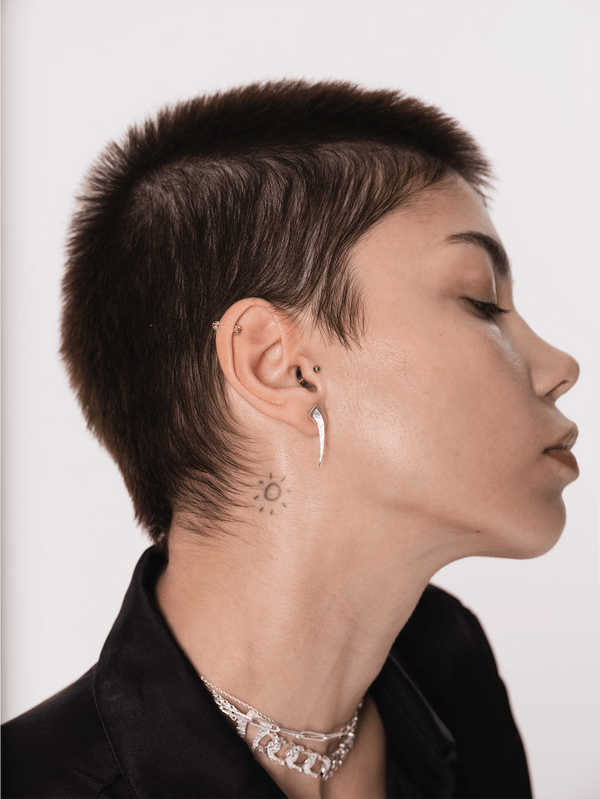 CLOSURE - KÜPE - Vortex 925 Carat Earcuff - Silver - shopi go'da!.