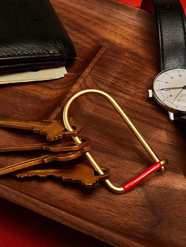CRAIGHILL Enameled Wilson Keyring Red/Brass - Keychains ANAHTARLIK