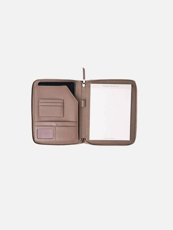 PACK'N TRA iPad Kılıfı – Bej, iç görünüm: kartlıklar ve not defteri bölümü