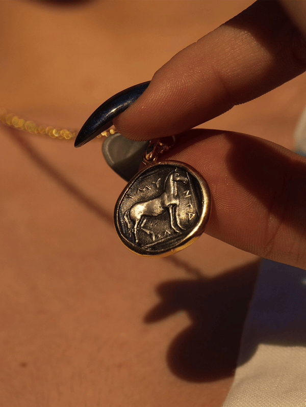 ECE LONDON - KOLYE - The Amyntas Coin Pendant - shopi go'da!.