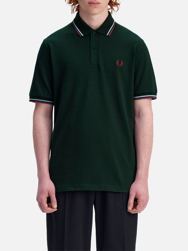 FRED PERRY - T-SHIRT - Twin Tipped Fred Perry Shirt - Night Green/Ice/Oxblood - shopi go'da!.