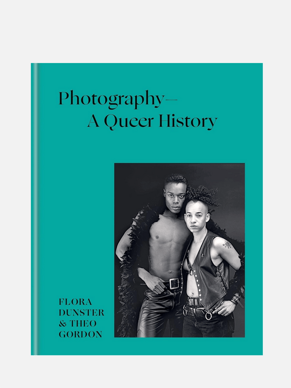 ILEX - KİTAP - Photography – A Queer History - shopi go'da!.