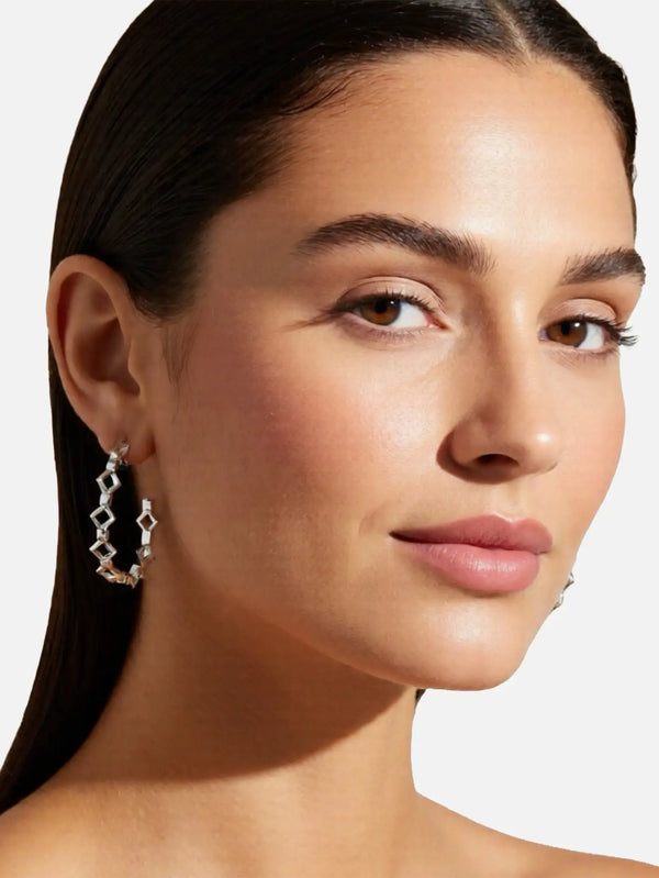 X STUDIO Silhouette Hoop Earrings - Silver – yandan görünüm