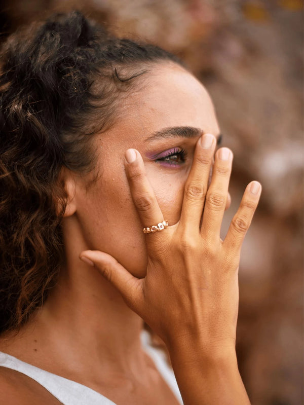 JEWELS FOR JOY - YÜZÜK - Peridot and Ruby Stone Gold-Plated Silver Ring - Ludicrum - shopi go'da!.