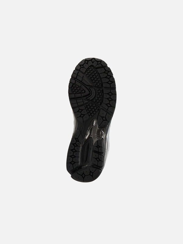 NEW BALANCE - SNEAKER - 2002R 