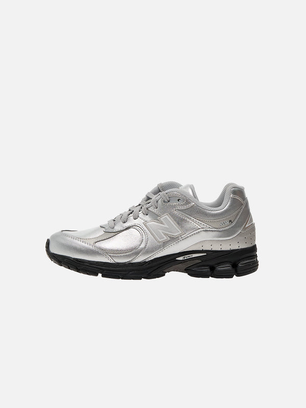 NEW BALANCE - SNEAKER - 2002R 