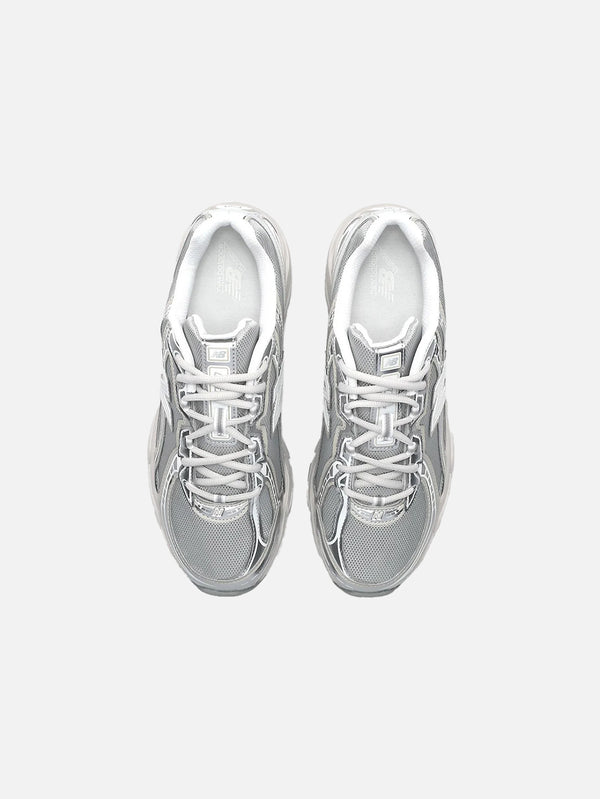 NEW BALANCE - SNEAKER - 740 