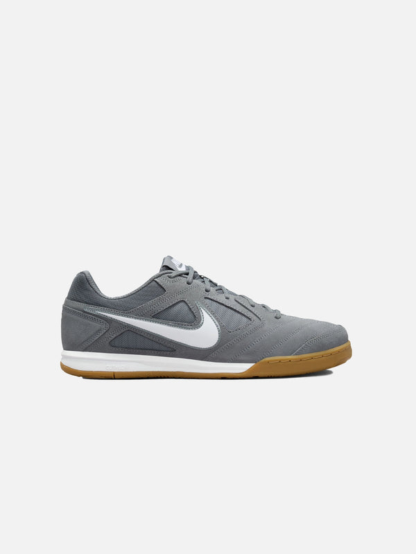 NIKE - SNEAKER - Gato 