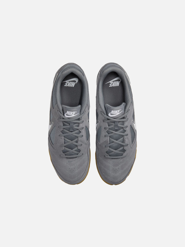 NIKE - SNEAKER - Gato 