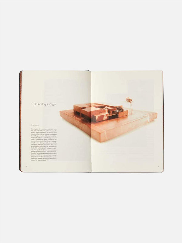 PHAIDON - KİTAP - Yves Saint Laurent Museum Marrakech - shopi go'da!.