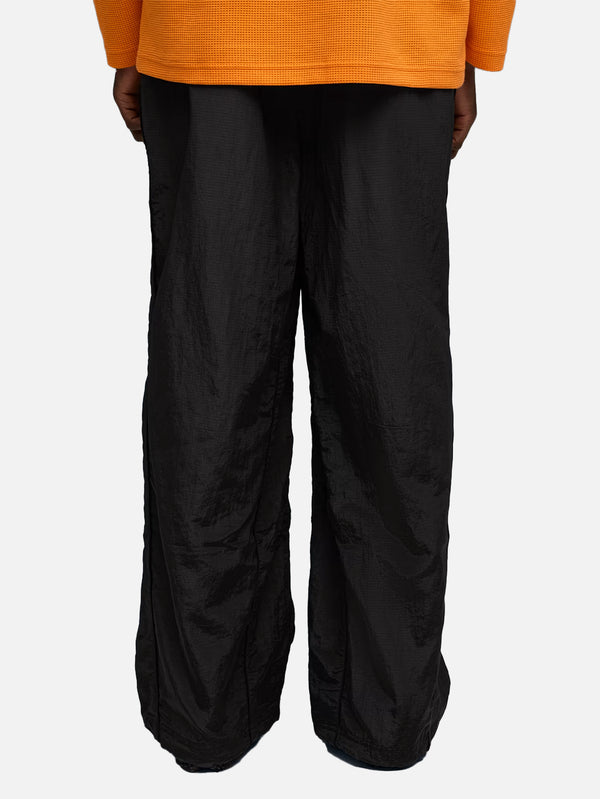 PUMA - PANTOLON - CLRT Ripstop Pants - Black - shopi go'da!.