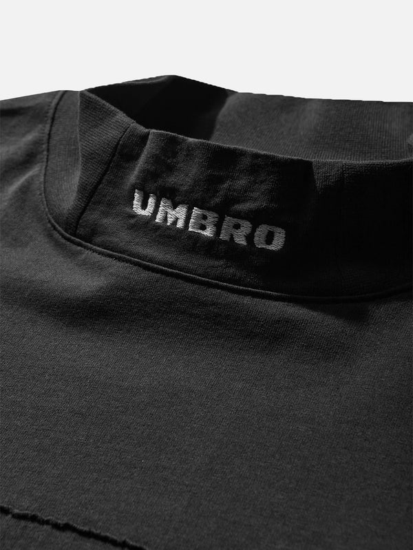 UMBRO - SWEATSHIRT - Acuto Mock Long Sleeve - Washed Black - shopi go'da!.
