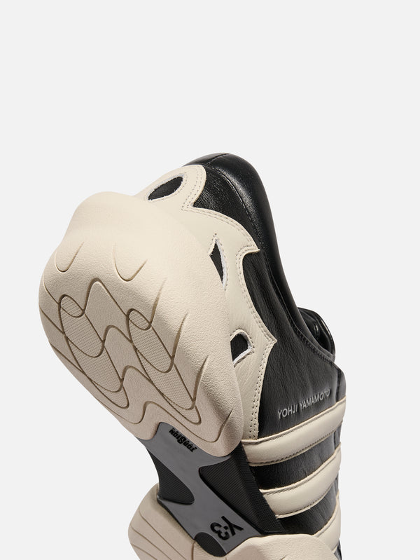 Y-3 - SNEAKER - Y-3 Regu 2002 