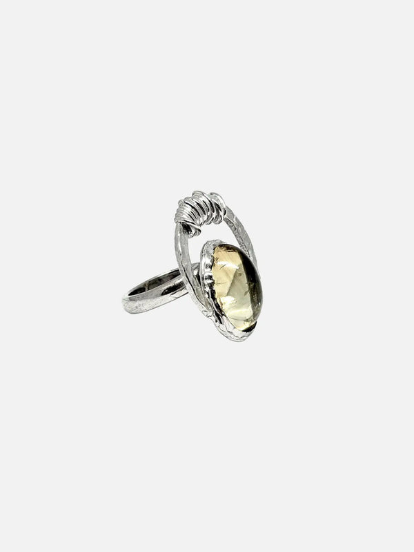 KAEL Raven Ring – Silver, yandan görünüm