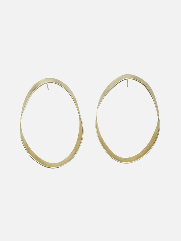 ZEWORKS - KÜPE - Hai Earrings - shopi go'da!.
