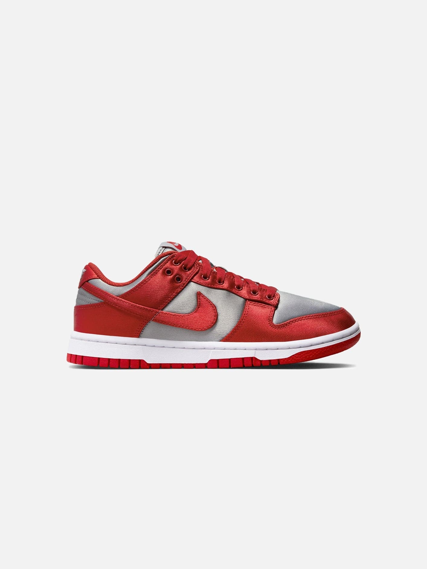 Dunk Low 'UNLV Satin' | SNEAKER shopi go