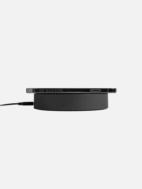 LEXON - KABLOSUZ HOPARLÖR - Lexon Oslo Energy + Kablosuz Şarj Cihazı ve Bluetooth Hoparlör - Siyah - shopi go'da!.