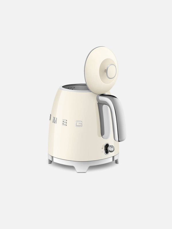SMEG KETTLE 50's Style Krem Mini Kettle.